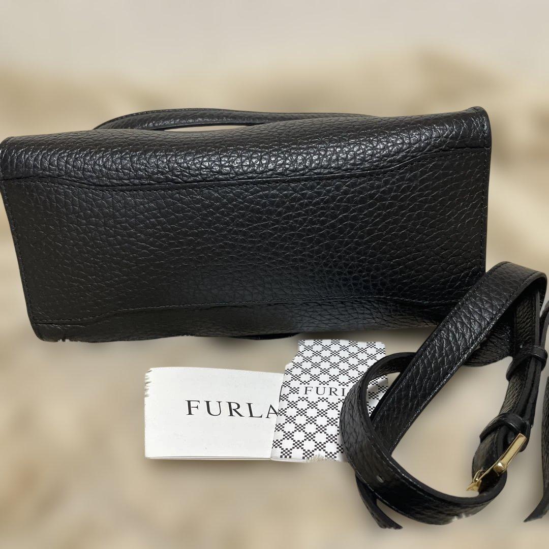美品 FURLA フルラ ショルダーバッグ ブラック ゴールド金具 正規品