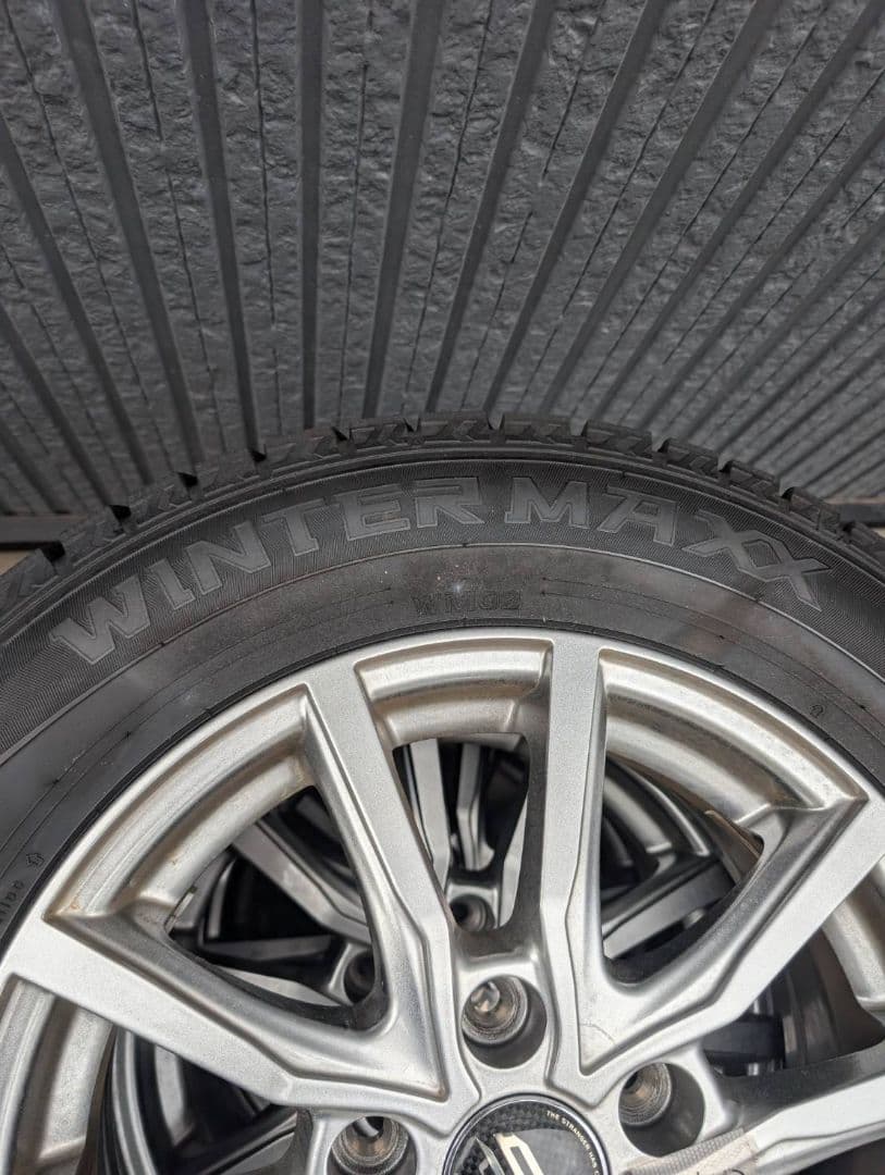DUNLOP WINTER MAXX 195/65R15スタッドレス&アルミ
