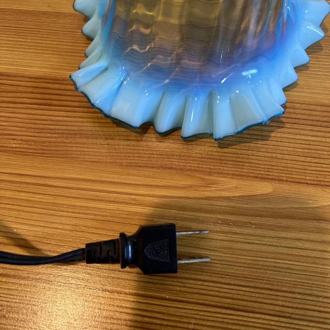 ヴィンテージ　青色フリル付きベル型ペンダントライト
