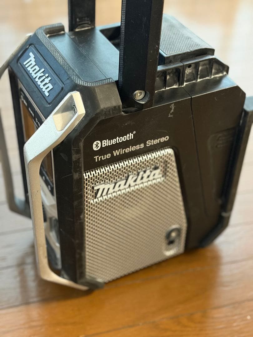 Makita MR113 Bluetooth ラジオ