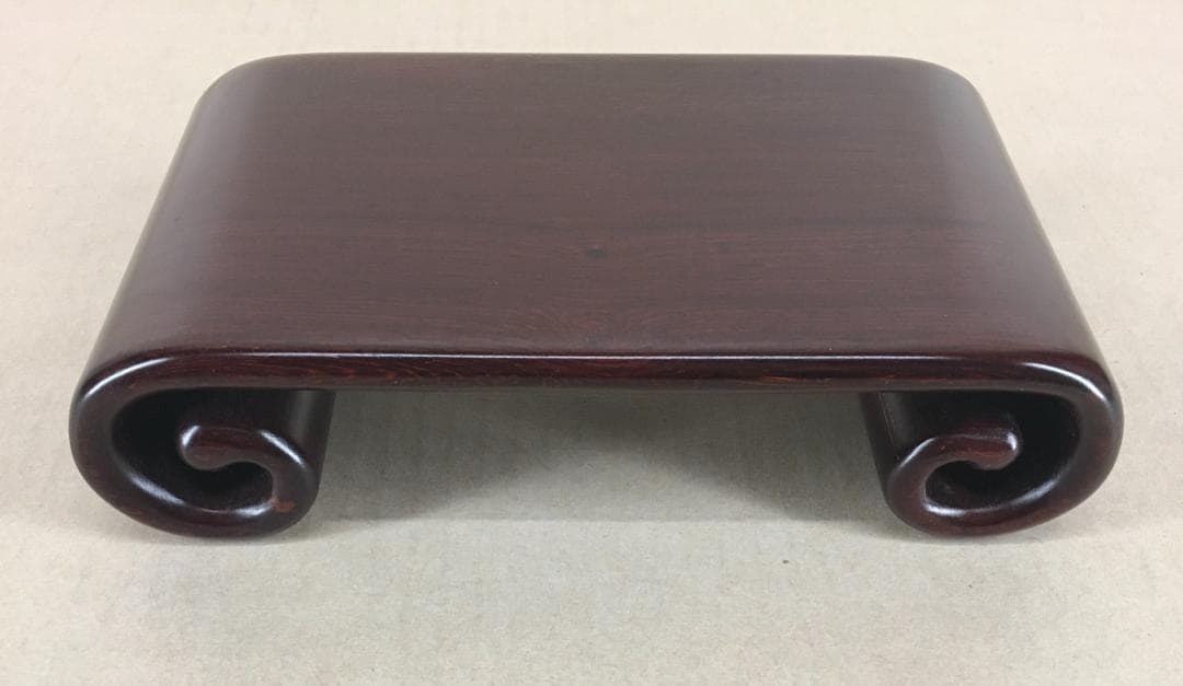 [無垢材]：[平卓・唐木一木彫・紫檀・孔雀杢]／刳り抜き／ズッシリ重い