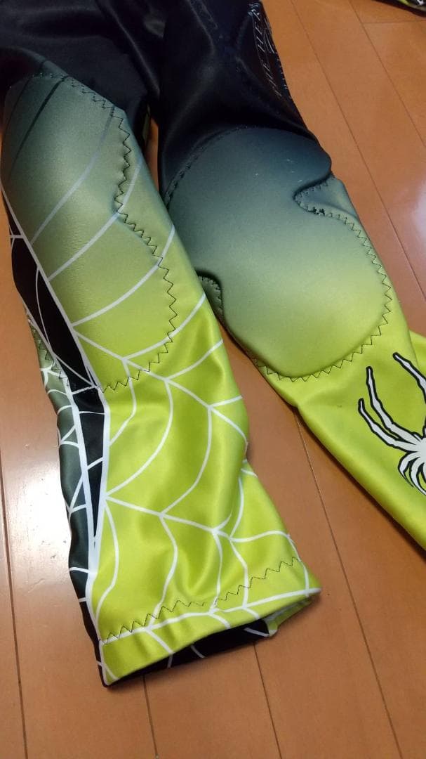 【希少／未使用】スパイダー スキーワンピース ＦＩＳ 日本Ｌサイズ