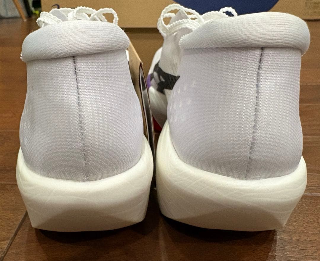 新品　ASICS アシックス　メタスピードレイ　25.5㎝