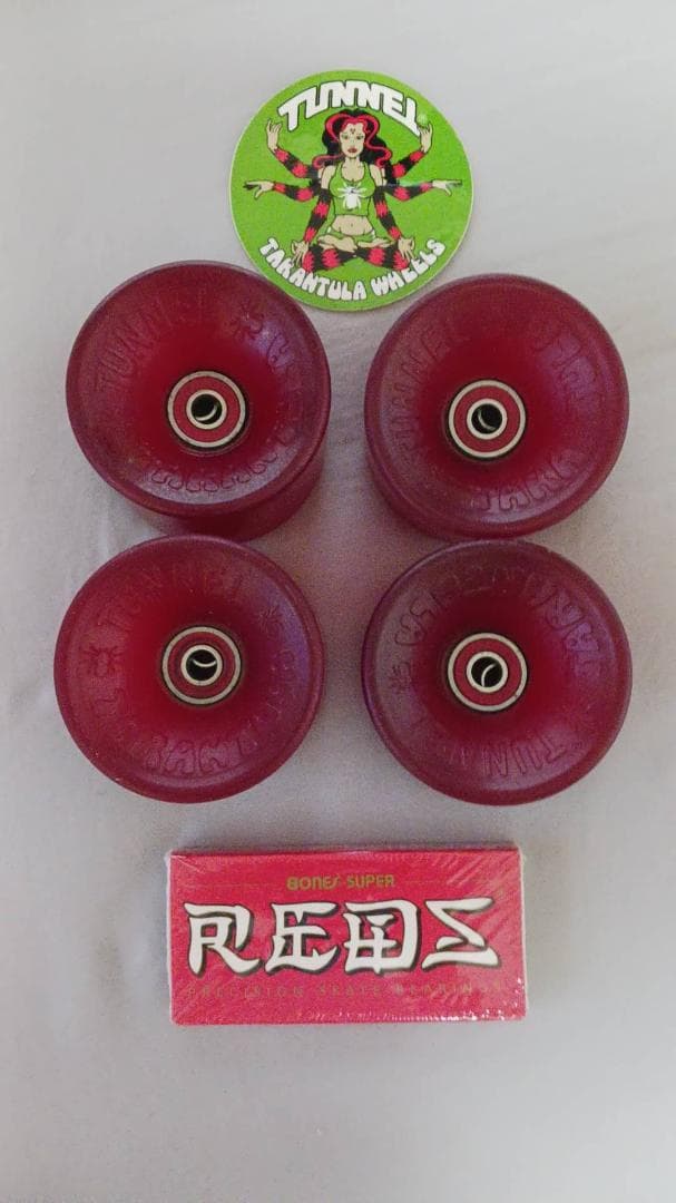 TUNNEL REDS スケートボードホイール 4個セット+新品ベアリング