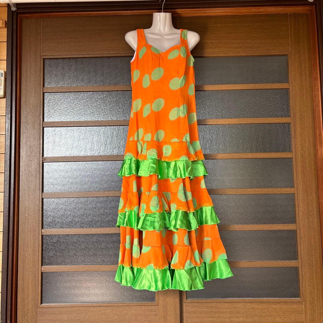 フラメンコドレス オレンジとグリーン