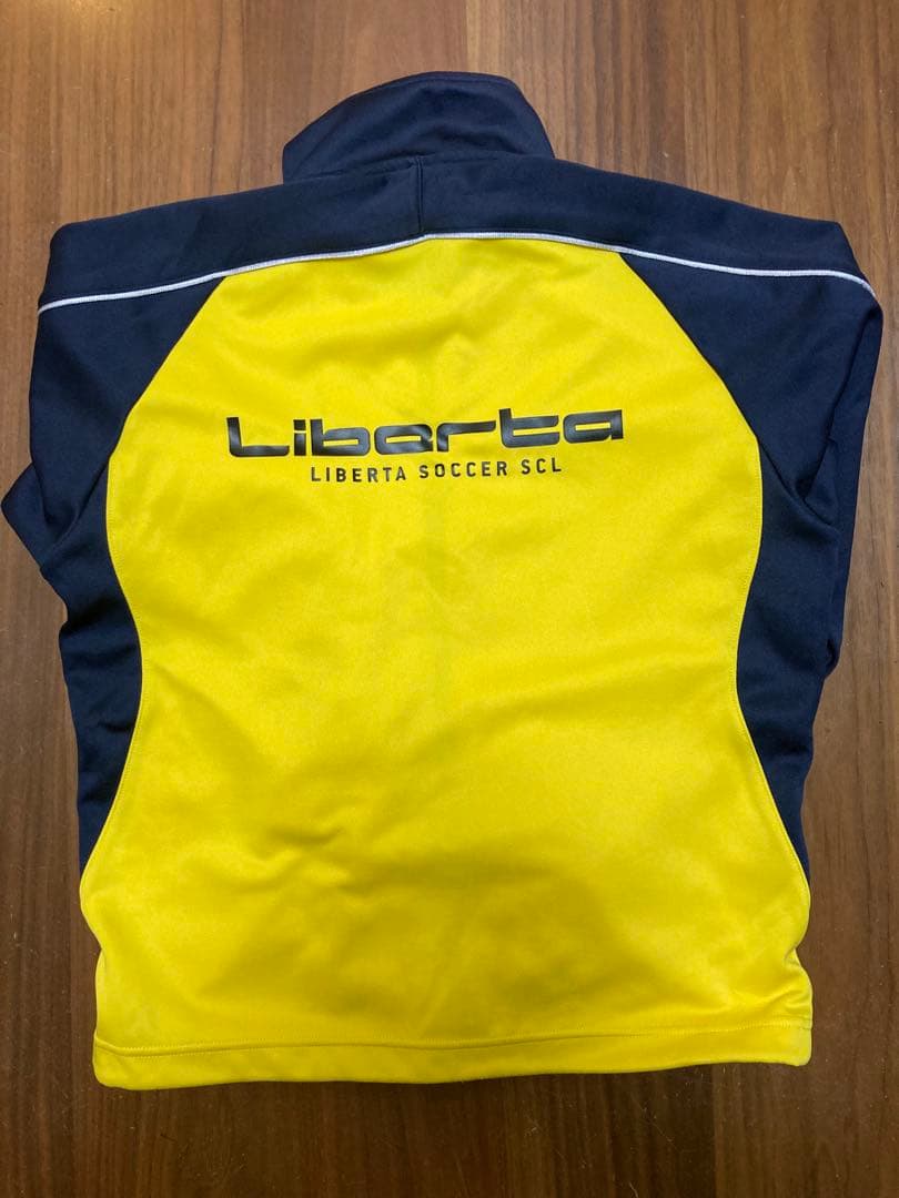 リベルタ Liberta ジャージ上下セット　上着140 下着130、145