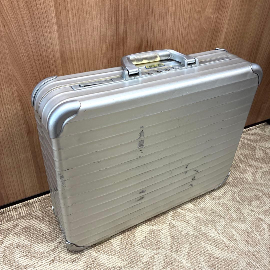 RIMOWA リモワ アタッシュケース シルバー 青ロゴ