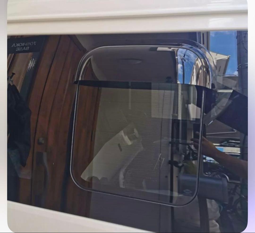 ハイエース　4型以降小窓用　ベンチレーター　換気扇　イチローくん2号