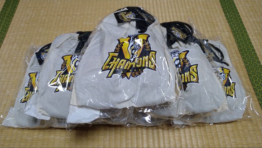 【阪神タイガース】スリッパ（2025年優勝ロゴ）巾着袋入6個セット