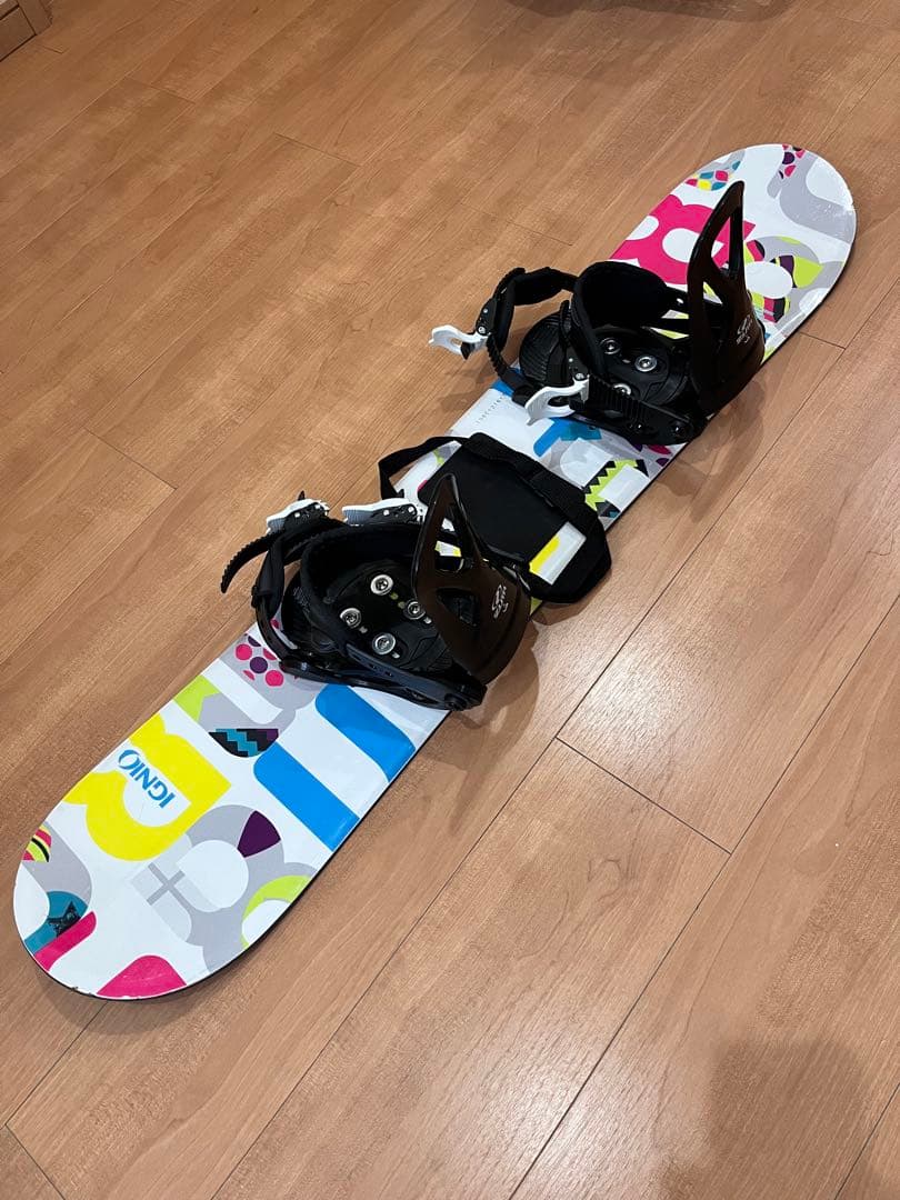 キッズスノーボード100 ビンディング未使用品