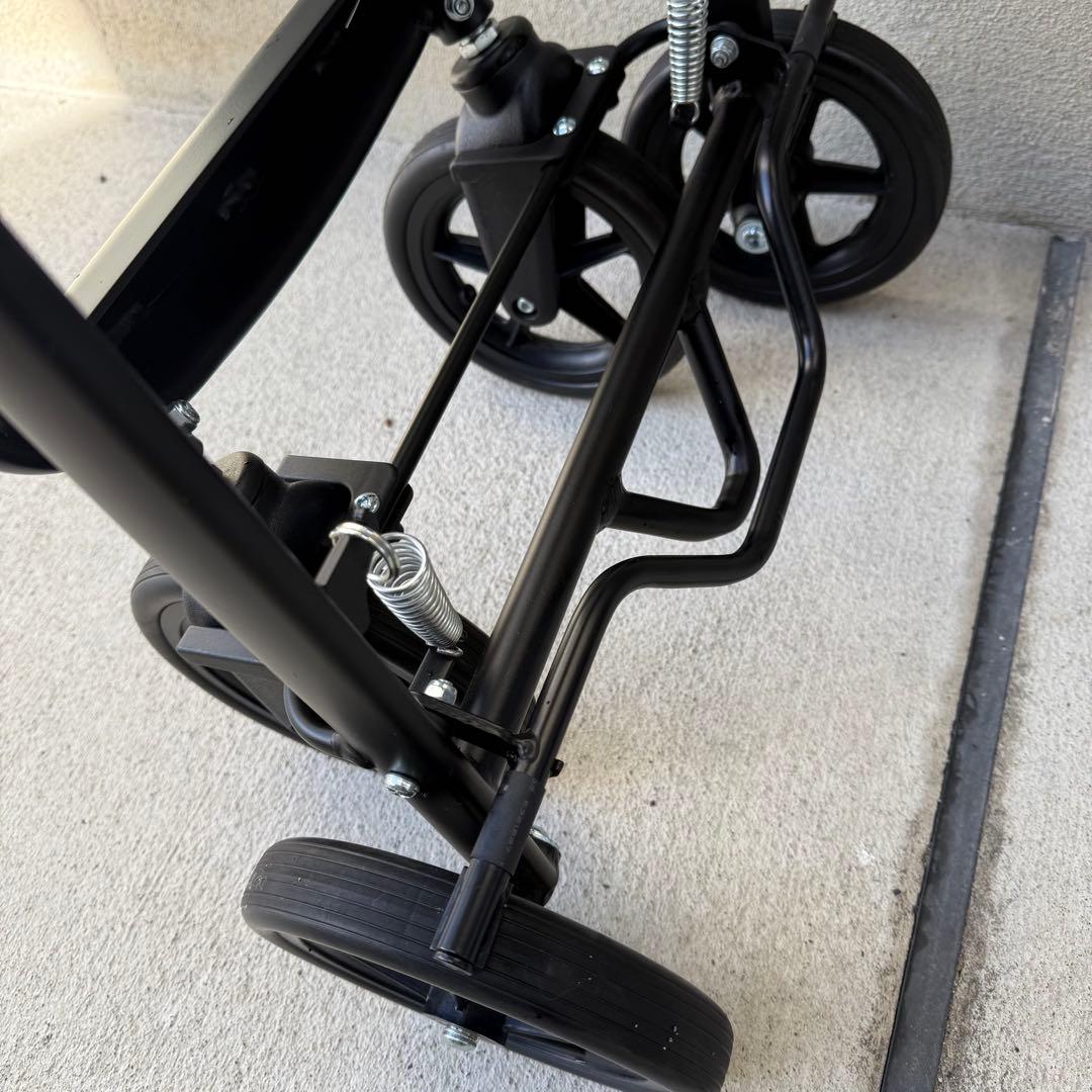 エアバギー　ゴーウォーカー　Gowalker　　ペットカート　ブラックフレーム