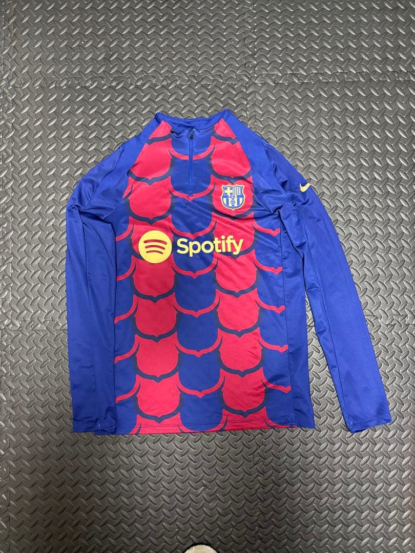 FCバルセロナ　ドイルトップ