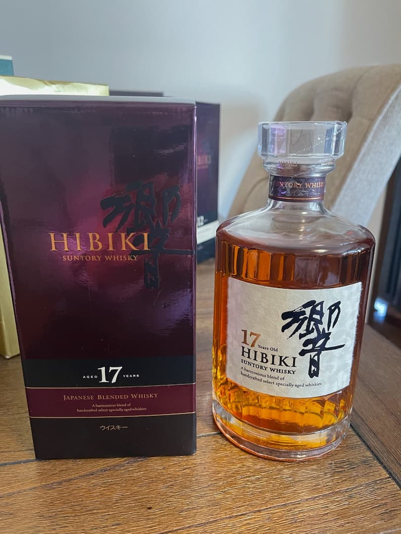 Hibiki 17年 ブレンデッドウイスキー 750ml