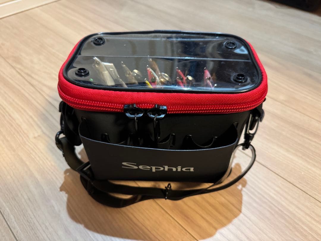 エギの詰め合わせ（ケース付き）中古。　一部未使用あり