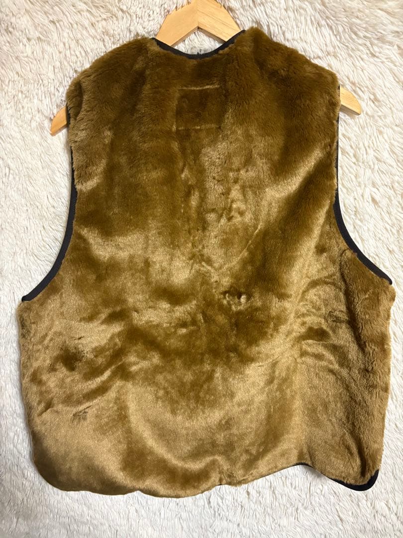 新品 タグ付きBarbour ファーライナー インナーベスト 40 ワイド