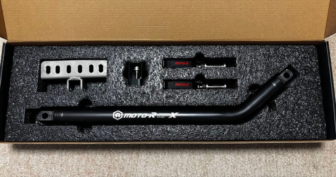 MOTO-Rステンフレーム補強バー [シグナスX/4・5型］kosoレッグカバー