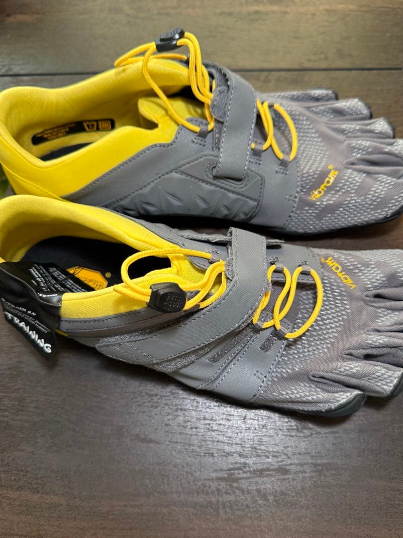 Vibram ビブラム FiveFingers 26.5cmグレー/イエロー