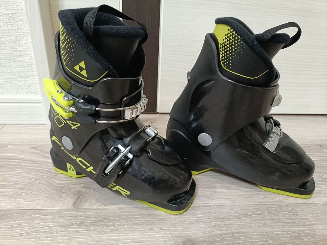 FISCHER ジュニアスキーブーツ RC4 20 19.5cm