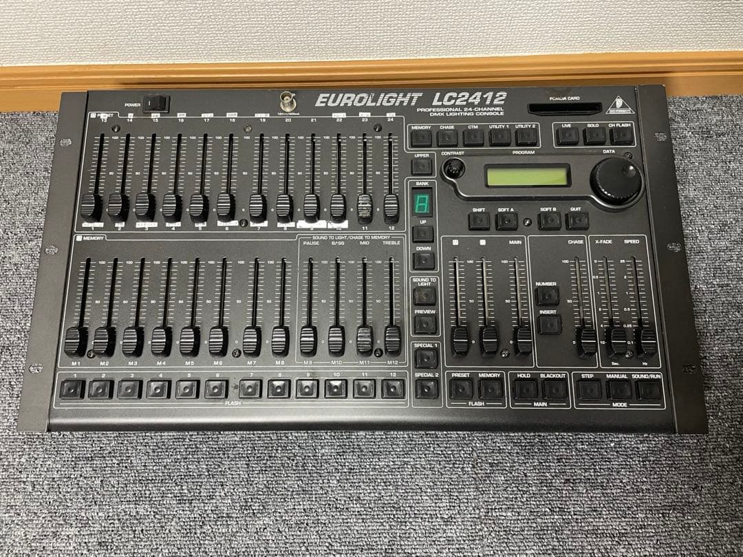 【動作不能】ベリンガー EUROLIGHT LC2412 2台セット