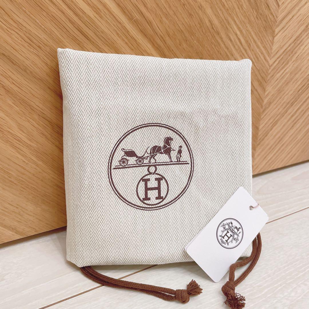 未使用品　HERMES 保存袋　巾着袋　45×46 付属品