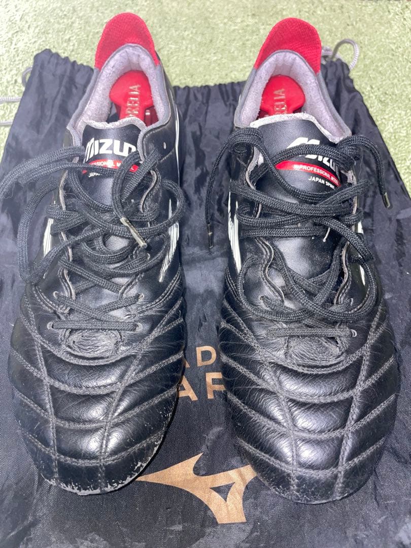 ミズノ モレリア ネオ 3 ジャパン　スパイク シューズキーパー、クリーナー