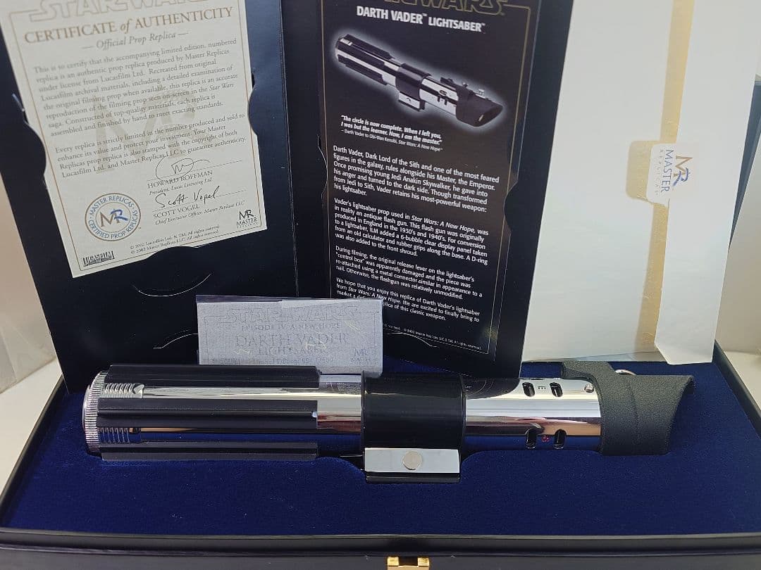 マスターレプリカ 1/1 スター・ウォーズ ダース・ベイダー ライトセーバー