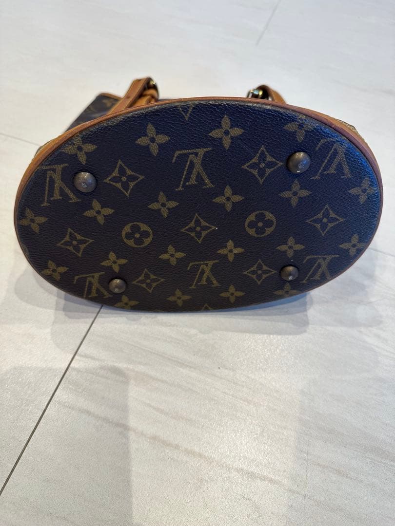 ルイヴィトン バケツ