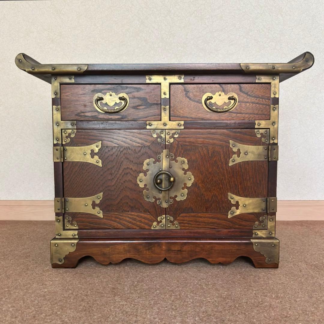 李朝 李朝家具 真鍮金具 無垢材 魚型錠前 モリジャン バンダジ 箪笥 韓国美術