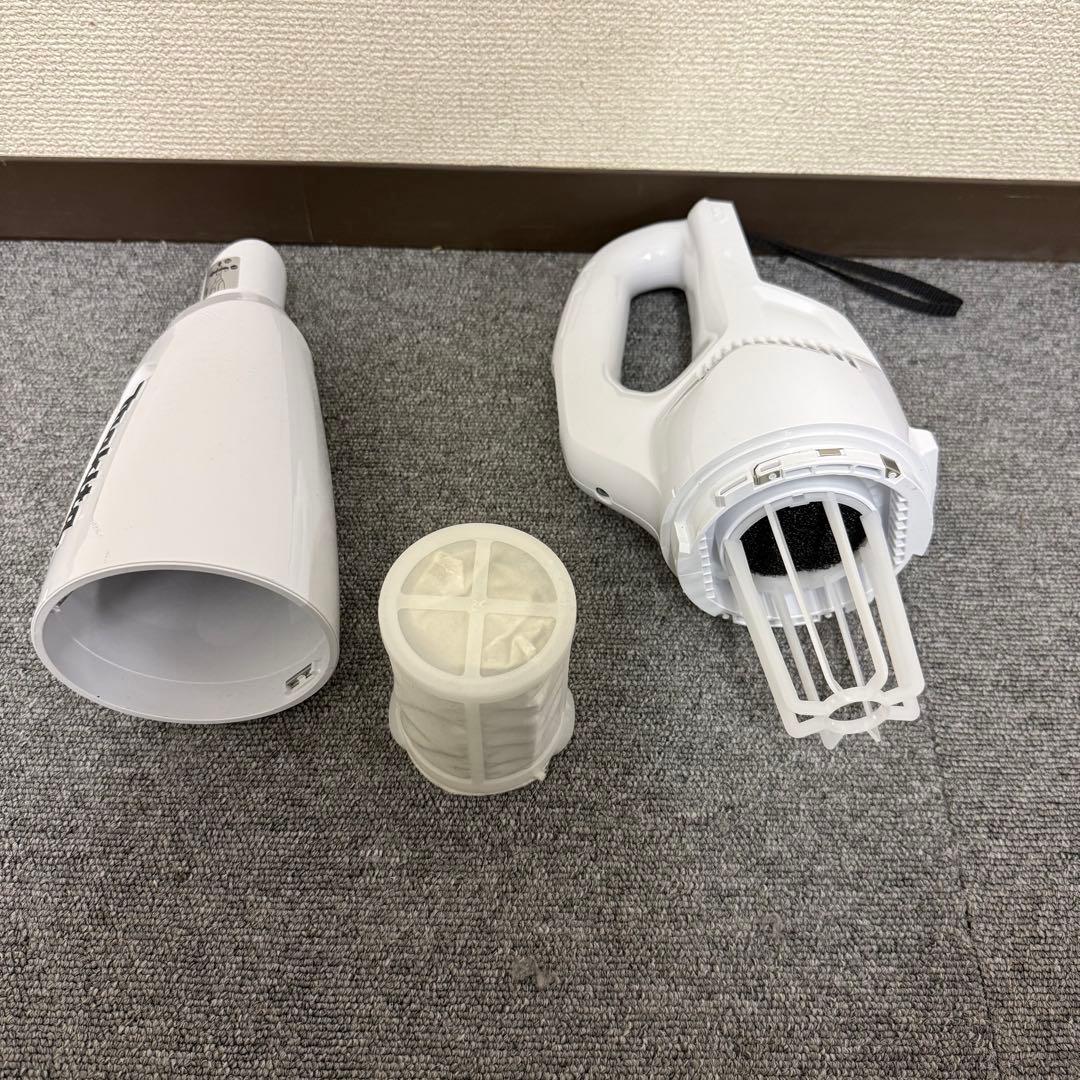 マキタ 充電式クリーナ CL108FD コードレス掃除機　バッテリー充電器付きY