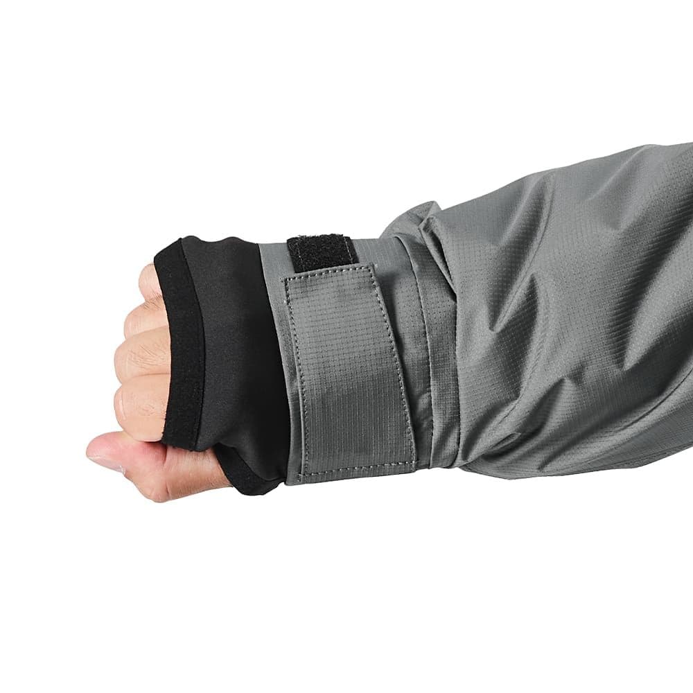 ワークマン　イナレム防水防寒ツナギ　Lサイズ