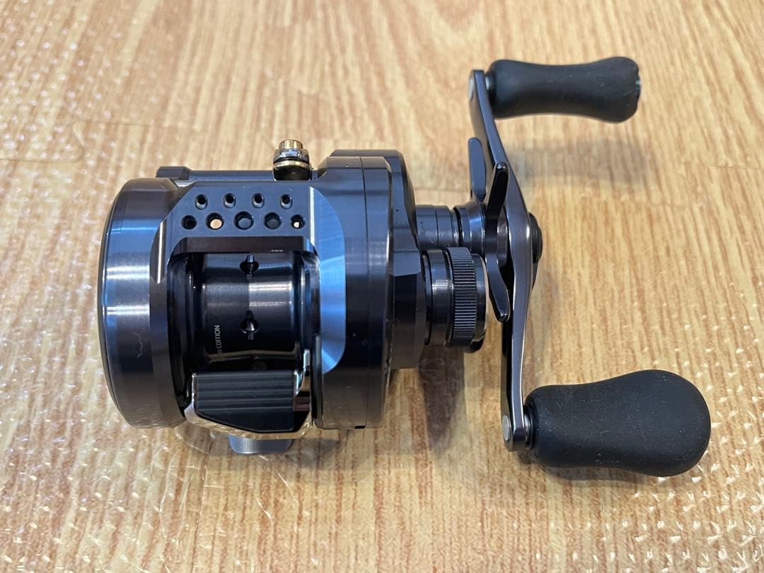 シマノ　24カルカッタコンクエスト　シャローエディション30HG