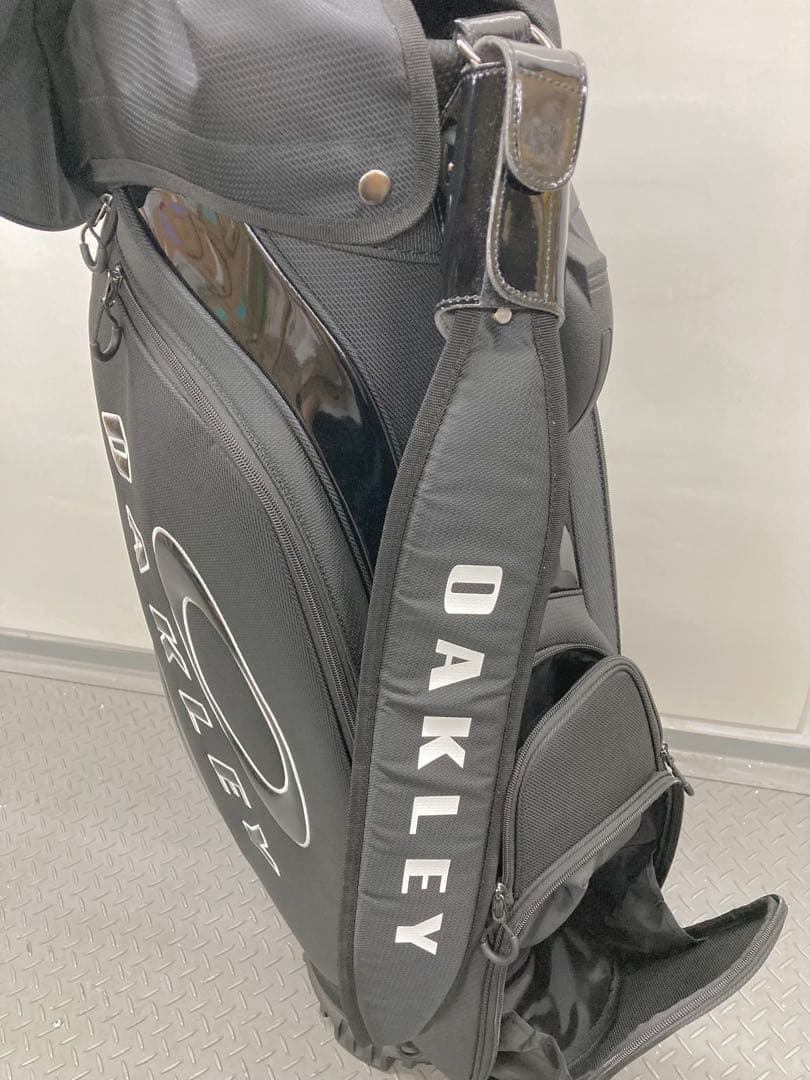 オークリー（Oakley)Golfキャディバッグ FOS901534 2023