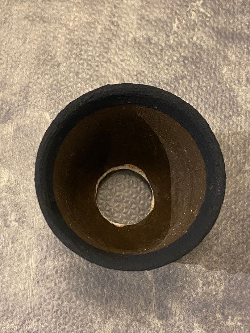 left botanical 植木鉢 白黒垂れ ツートン