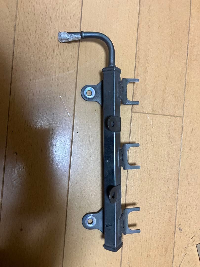 jb23 5型6型　燃料インジェクター 3個セット + インジェクターレール美品