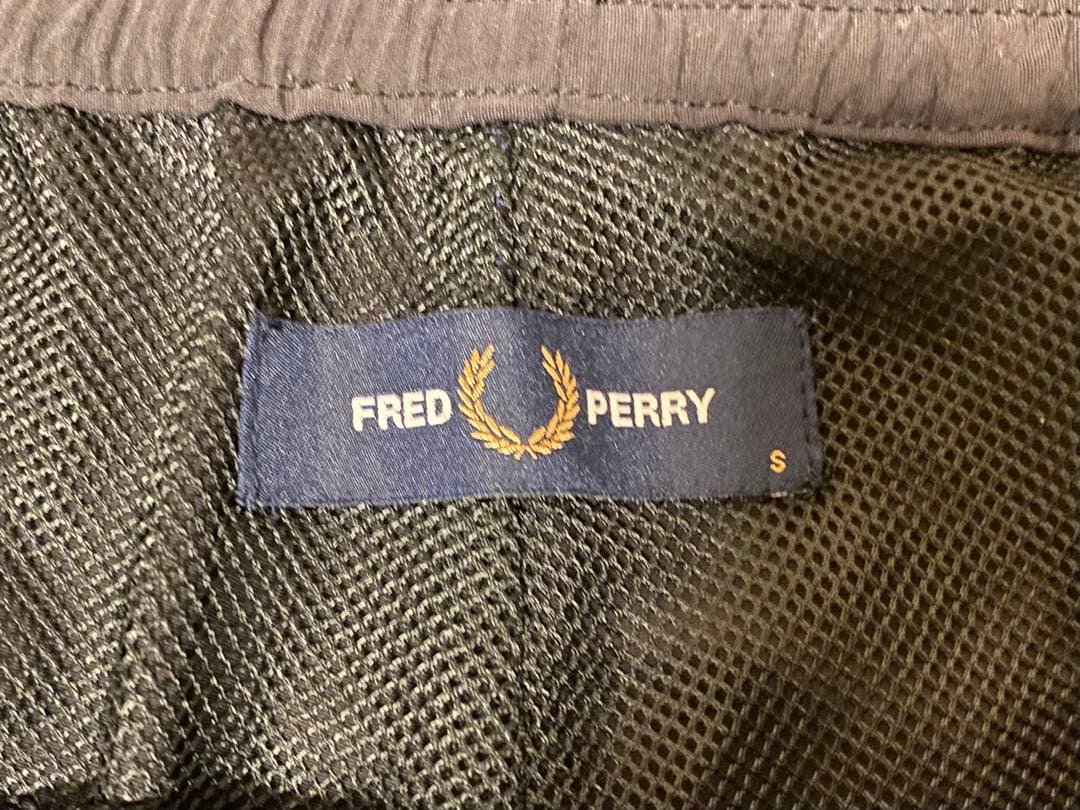 FRED PERRY フレッドペリー セットアップ Sサイズ