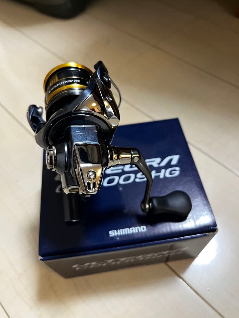 SHIMANO 21ULTEGRA C2000SHG スピニングリール