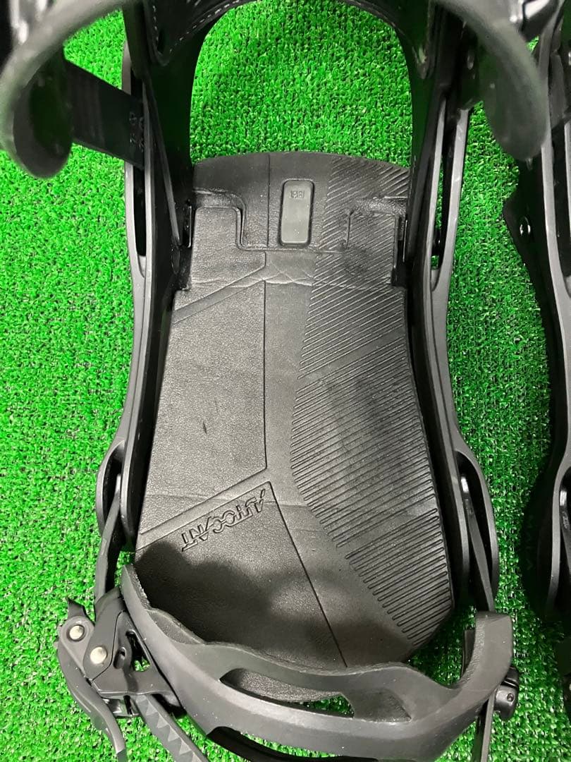 美品!! Burton ビンディング Malavita reflex Mサイズ