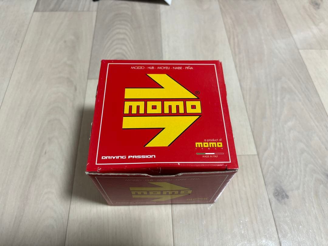 momo ステアリングボス A2012  E46/E85 用