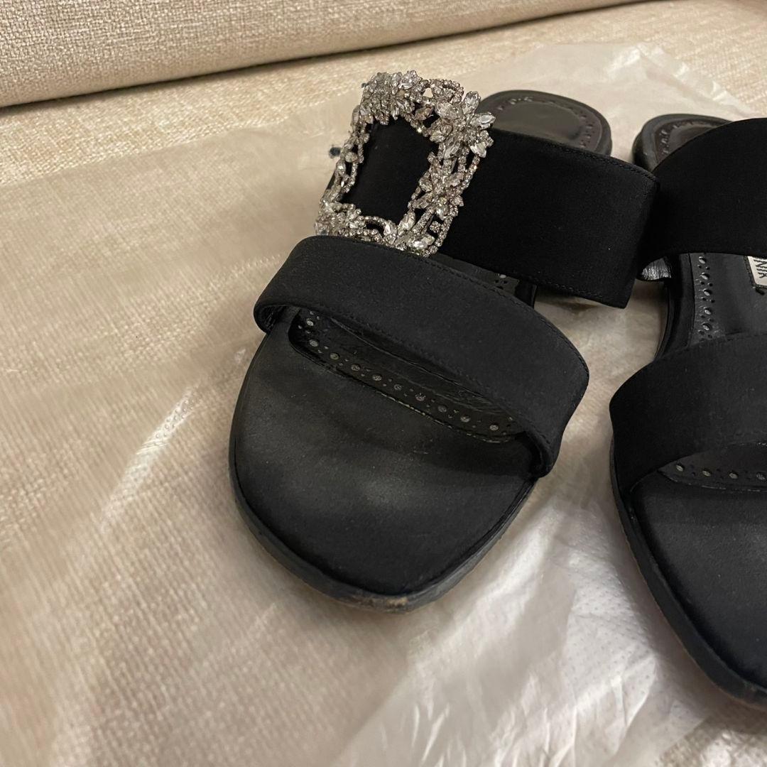 ●マノロブラニク ドロワー ビジュー サンダル フラットジュエルサンダル