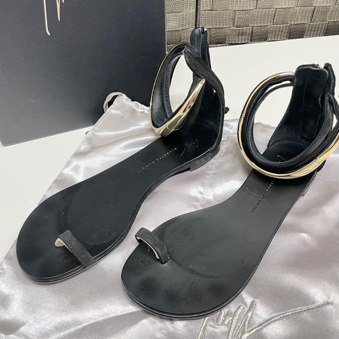 の*ん様 GIUSEPPE ZANOTTI トングサンダル ブラック/ゴールド