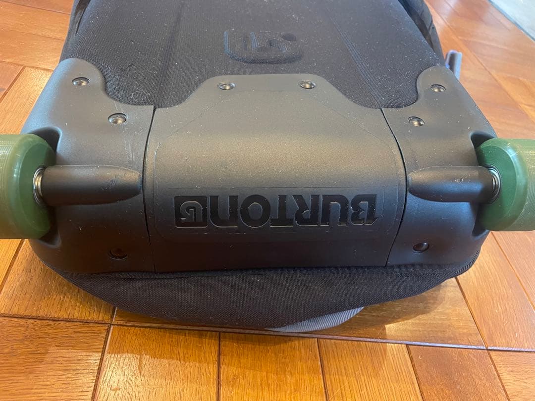 Burton ボードケース 156cmホイール付き グレー/ブラック美中古