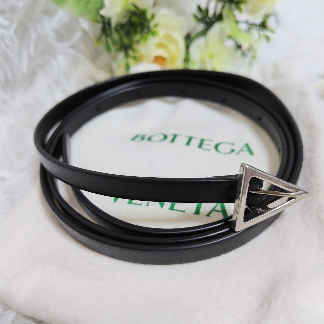 未使用級✨ボッテガ◇トライアングルナローベルト　細身黒レザーシルバー金具