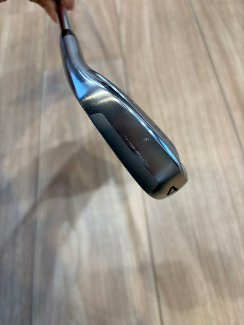 コブラ　キングテック アイアン型ユーティリティ　4番