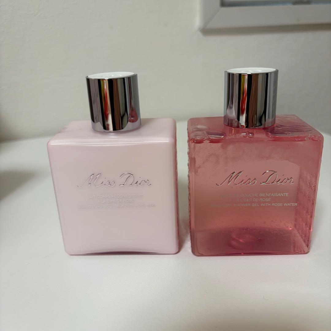 Miss Dior ボディミルクシャワージェル2本セット(箱.紙袋付き)