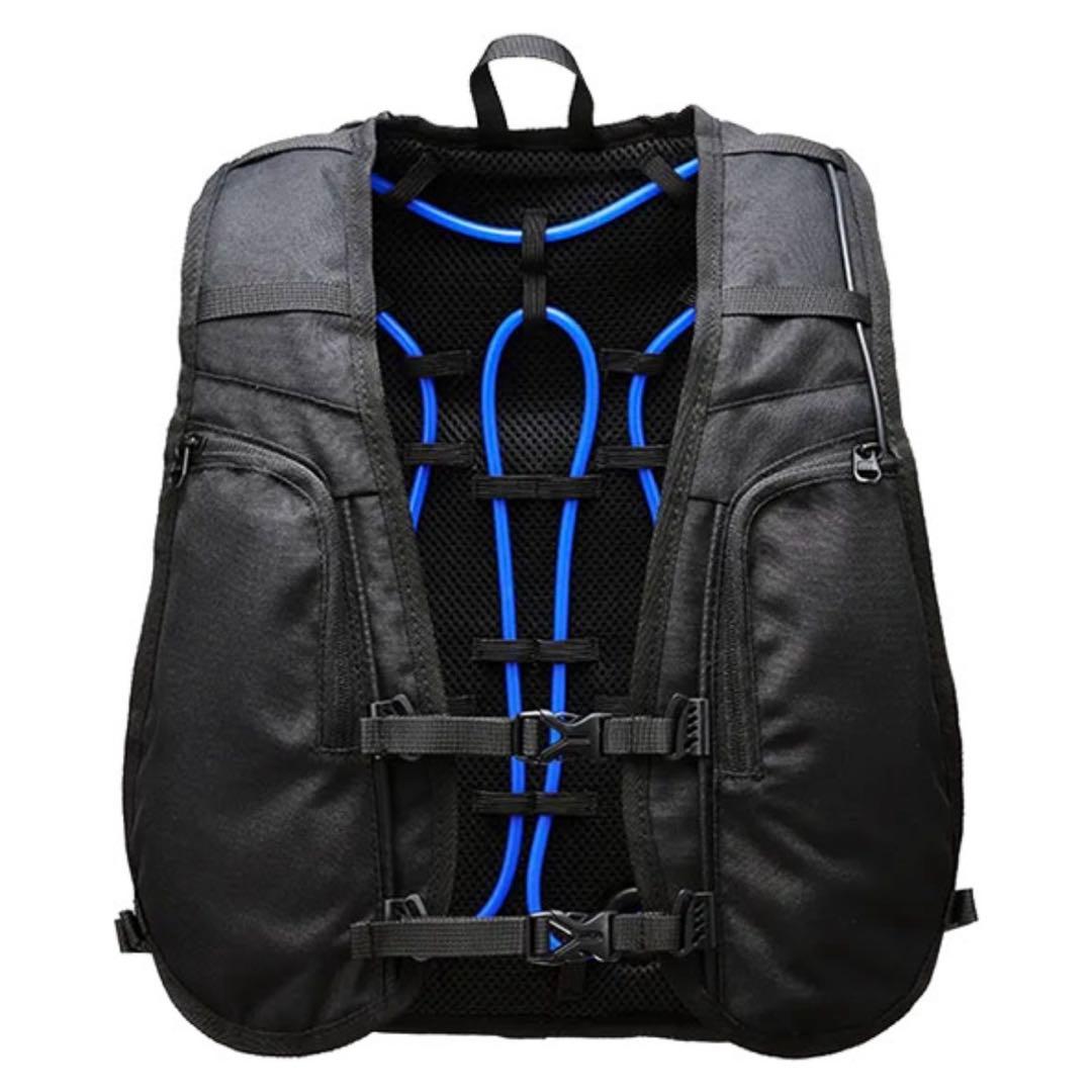 週末限定価格‼️ ICEMAN PRO X 水冷服 ボトル×4 バッテリー×2