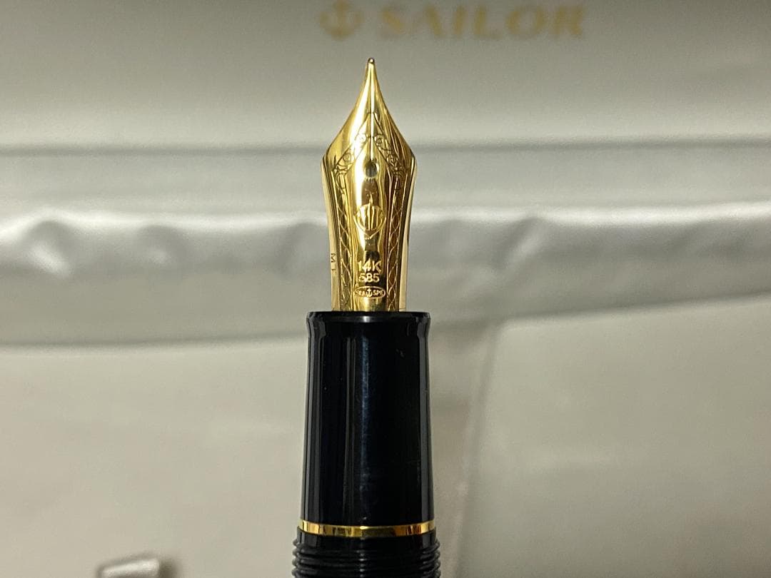 SAILOR 万年筆 プロフィットスタンダード MF 14K 中細