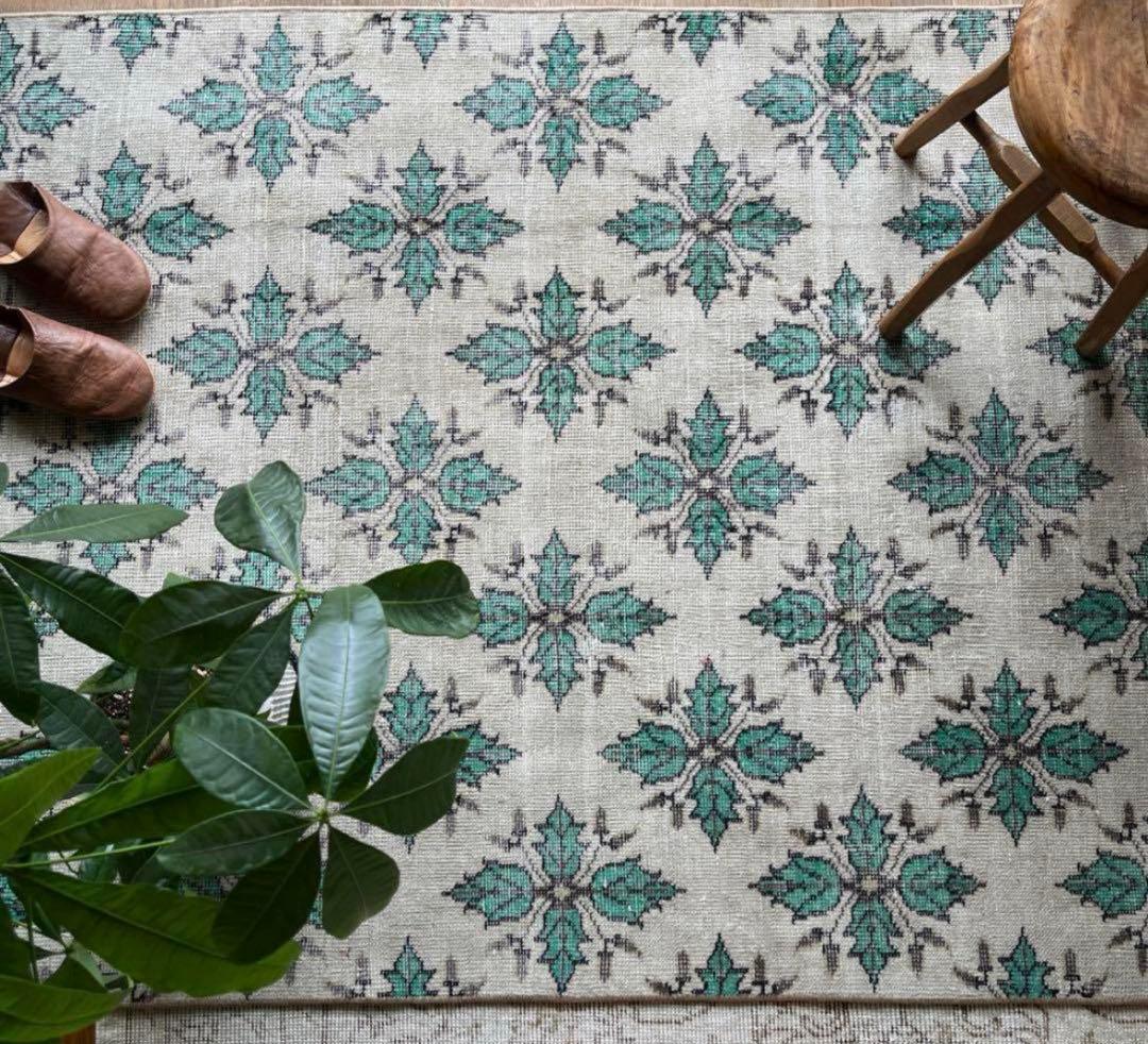 ヴィンテージトルコラグ　207✖️117 リーフ柄ベージュグリーン