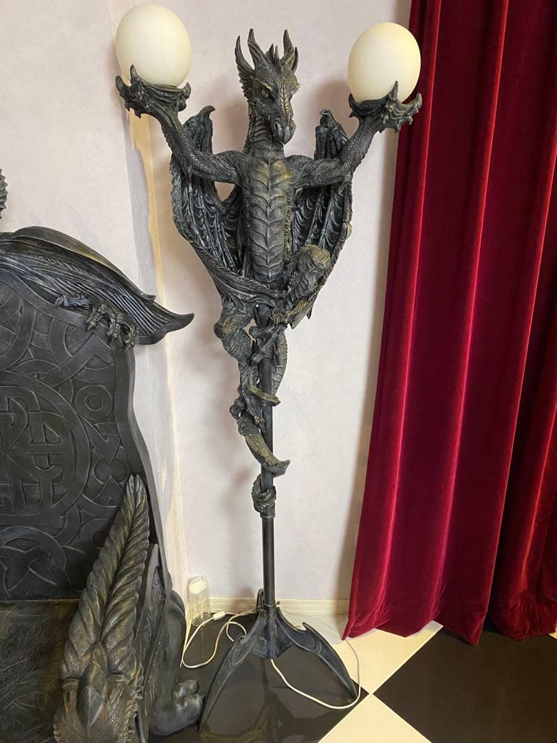 ドラゴンのランプ　飾ってただけで未使用