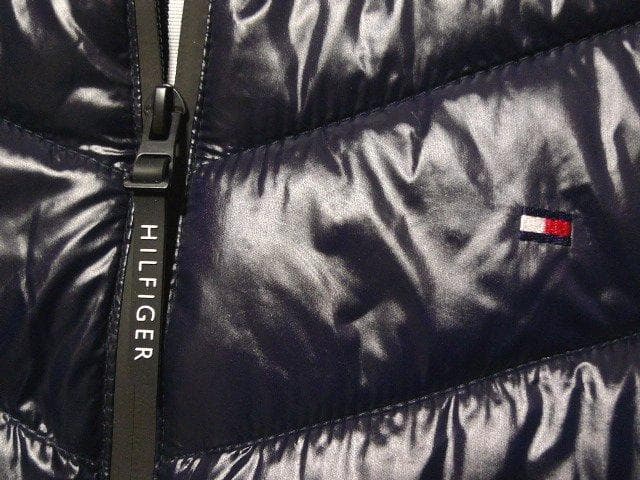 L日本サイズ位新品トミーヒルフィガーUSA限定耐風耐水蓄熱ダウンジャケット同機能