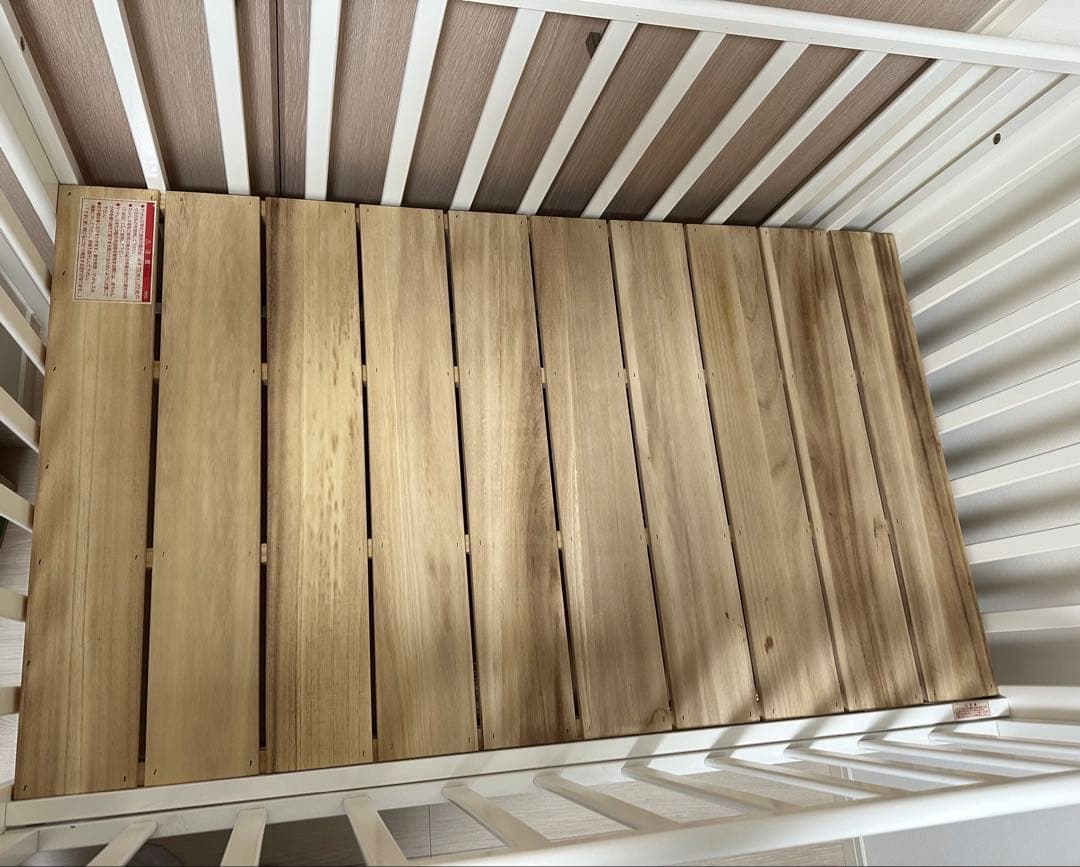 ベビーベッド ハイタイプ 床板すのこ ホワイト　カトージ　70✖️120サイズ